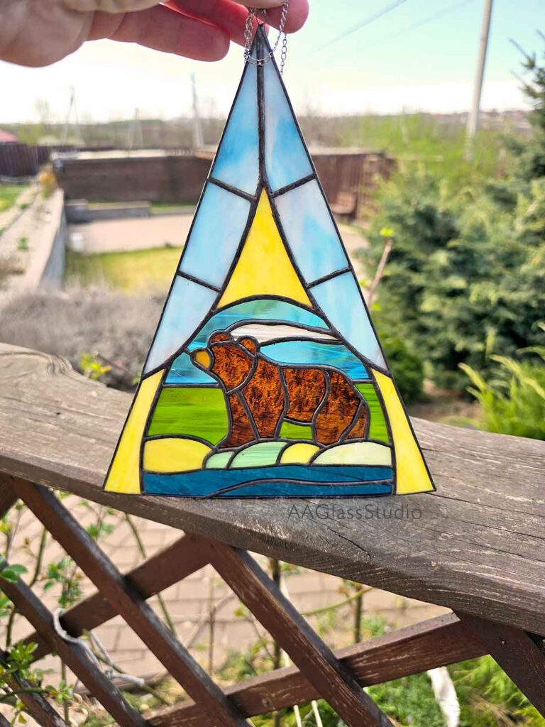 bear stained glass: stained glass landscape patterns
