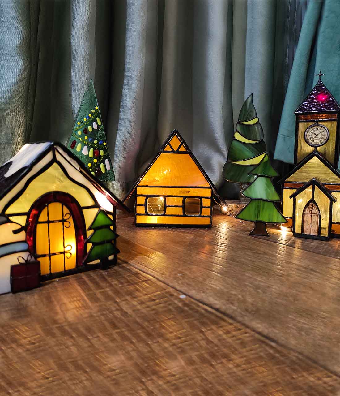 Full size view of painted frost details