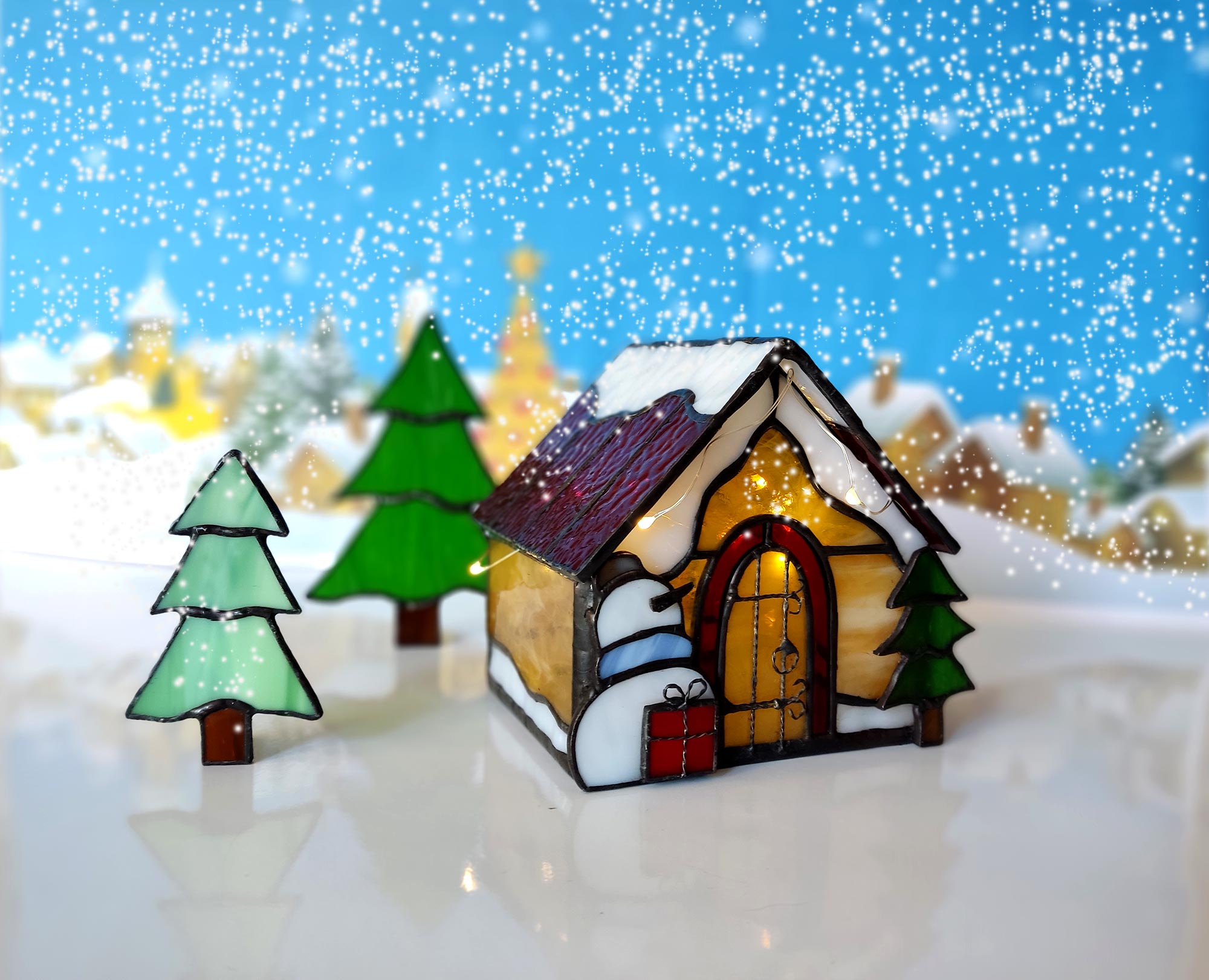 Displaying stained glass: the house is ready and beautifully decorated for presentation, showcasing intricate details and stunning colors