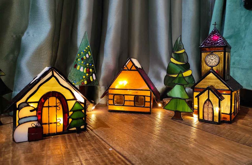 how-to-make-christmas-stained-glass-house