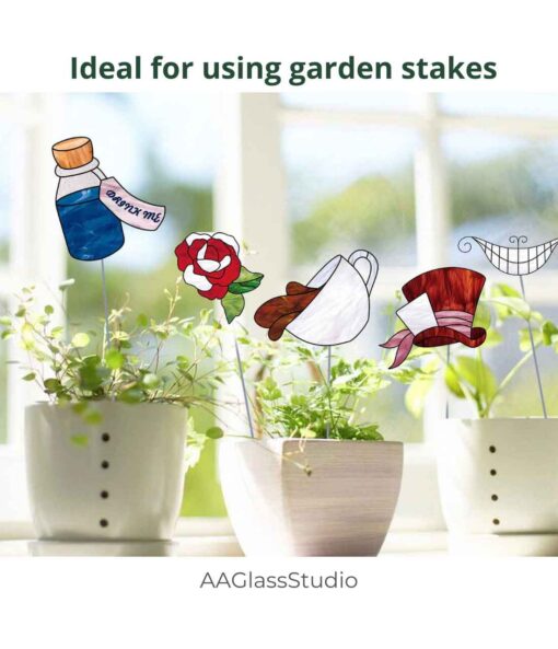 alice in wonderland garden stakes: Gifts for Alice fans