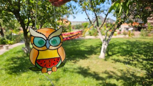 stained glass owl suncatcher: garden decor