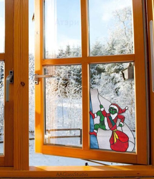 Grinch stain glass windows: corner design suncatcher