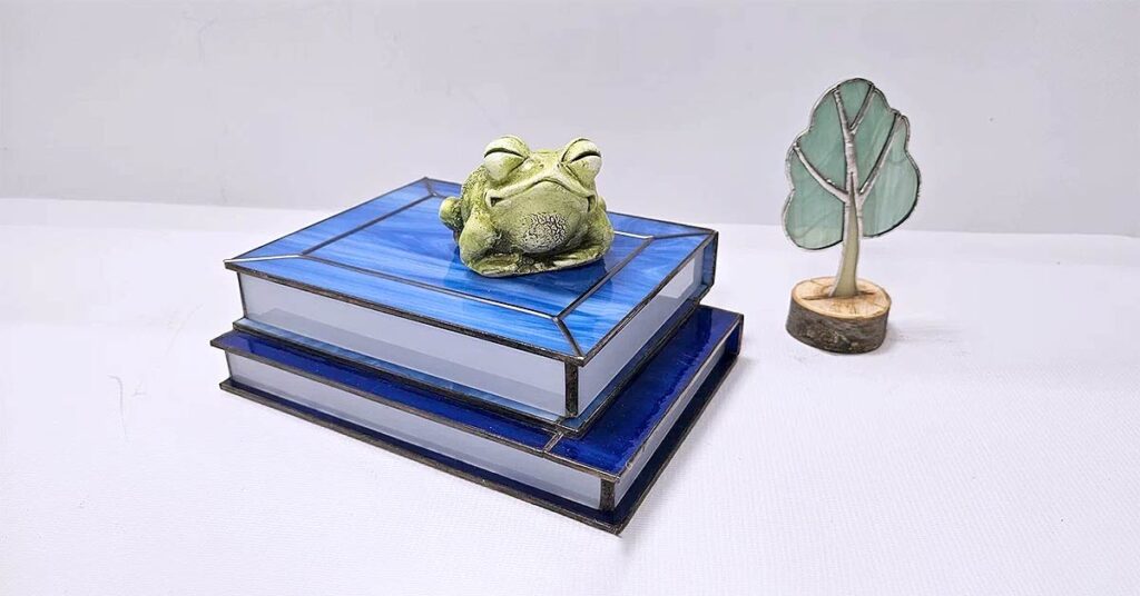 Handmade stained glass books set with two stacked books – beginner-friendly project shown step by step.