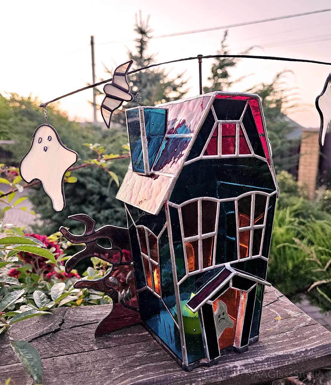 Unique Halloween gift idea - 3D assembled stained glass haunted house for collectors and horror fans