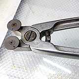 Zag-Zag pliers for stained glass fusing